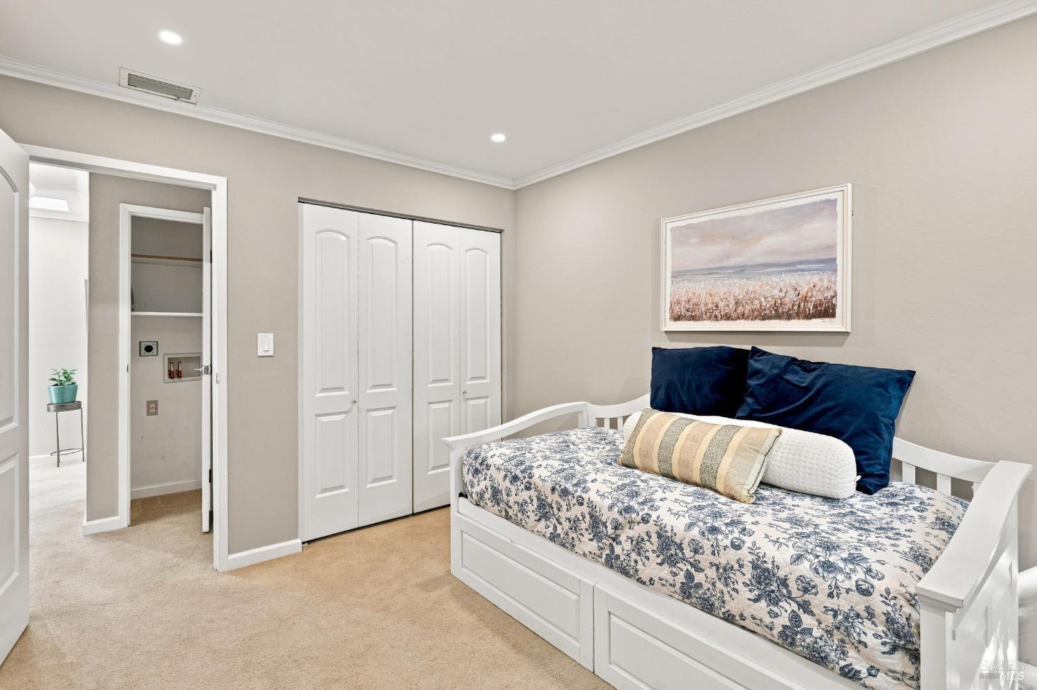1552 Center Road Novato CA 94947