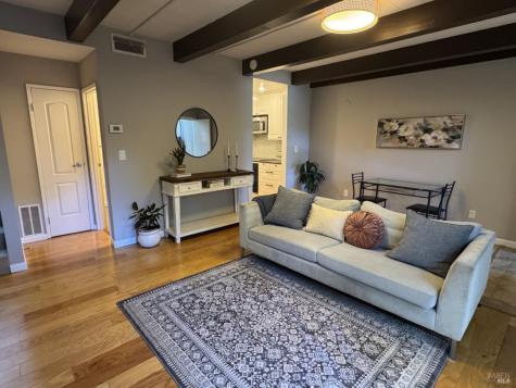 1552 Center Road Novato CA 94947
