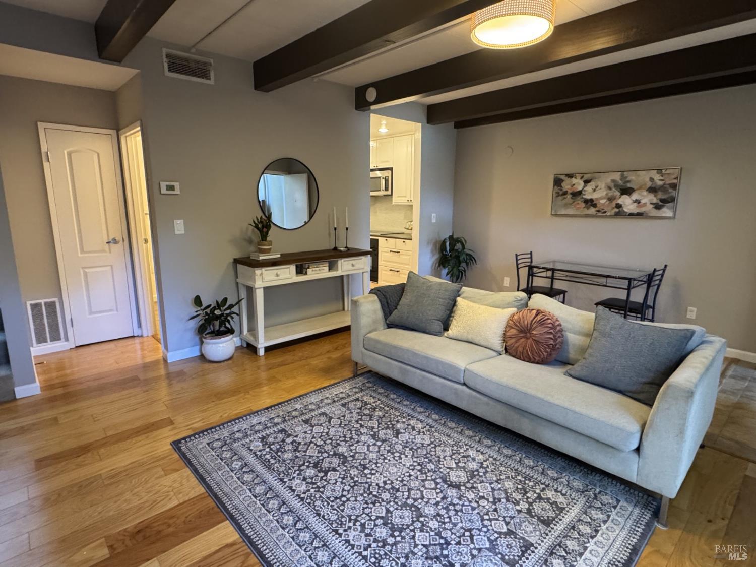 1552 Center Road Novato CA 94947