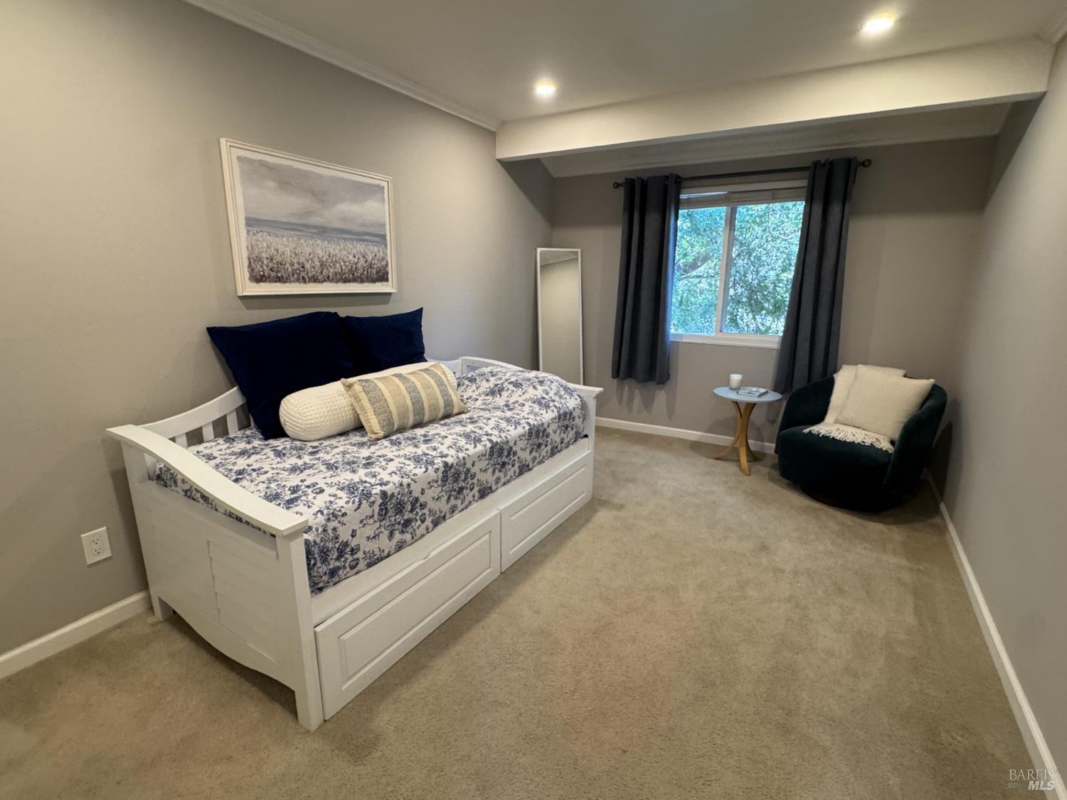 1552 Center Road Novato CA 94947