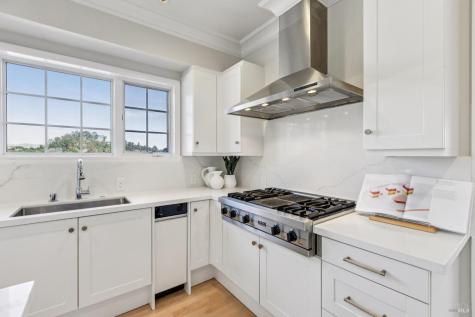30 De Silva Island Drive Mill Valley CA 94941