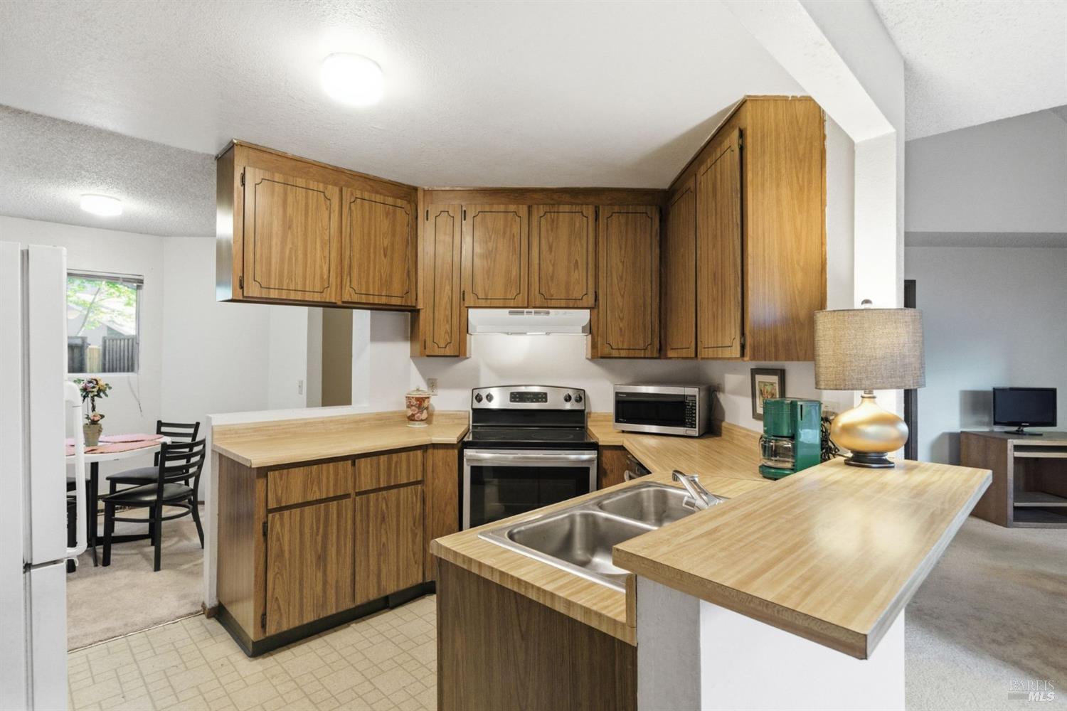 514 Racquet Club Circle Rohnert Park CA 94928