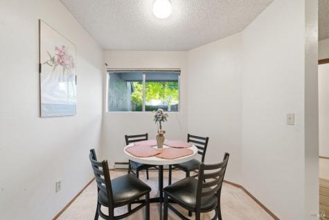 514 Racquet Club Circle Rohnert Park CA 94928