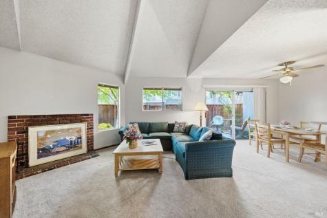 514 Racquet Club Circle Rohnert Park CA 94928