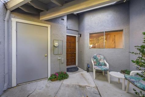 514 Racquet Club Circle Rohnert Park CA 94928