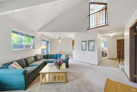 514 Racquet Club Circle Rohnert Park CA 94928
