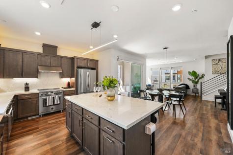 646 Verandah Court Novato CA 94945