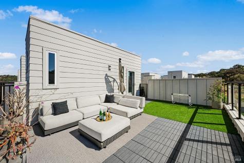 646 Verandah Court Novato CA 94945