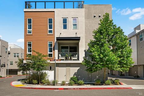 646 Verandah Court Novato CA 94945