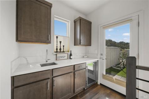 646 Verandah Court Novato CA 94945
