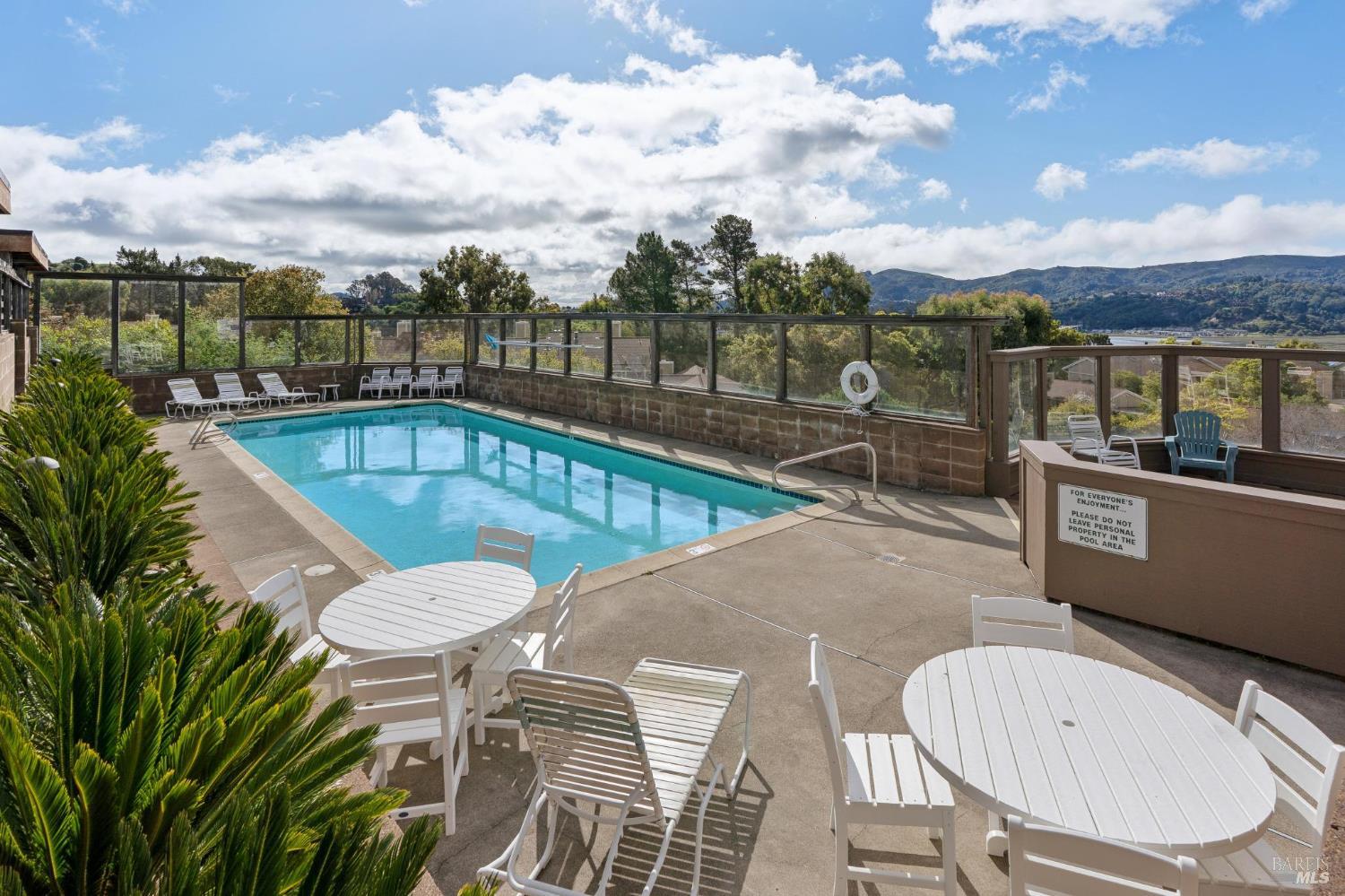 574 Seaver Drive Mill Valley CA 94941