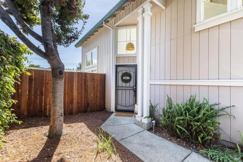 1520 Pinebrook Place Santa Rosa CA 95403