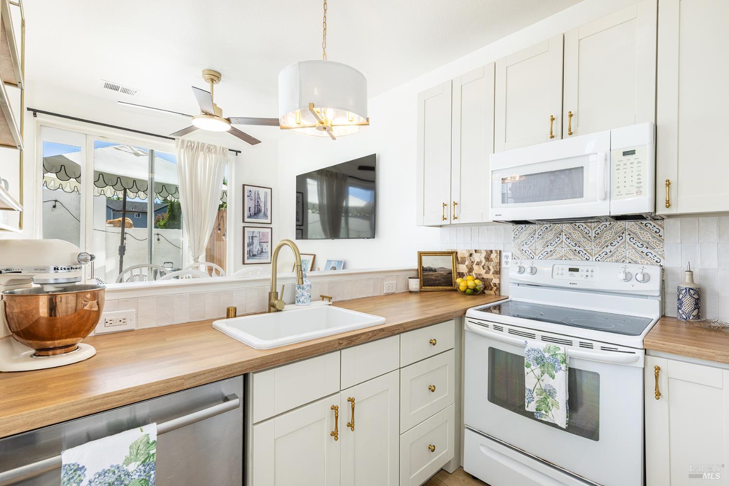 1520 Pinebrook Place Santa Rosa CA 95403