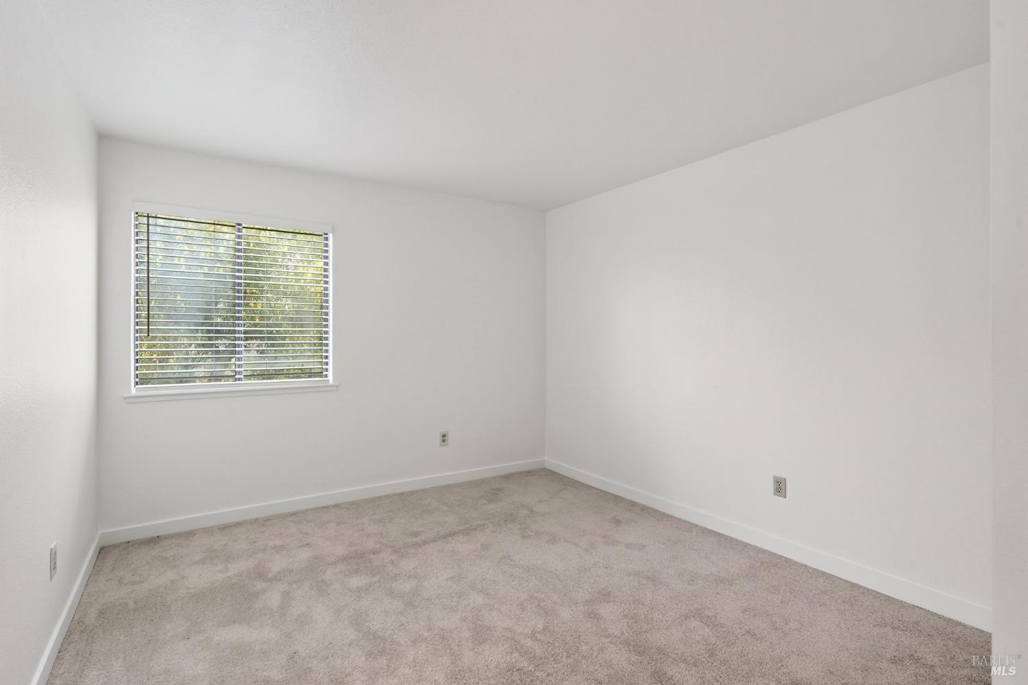 230 Courtyards E Windsor CA 95492