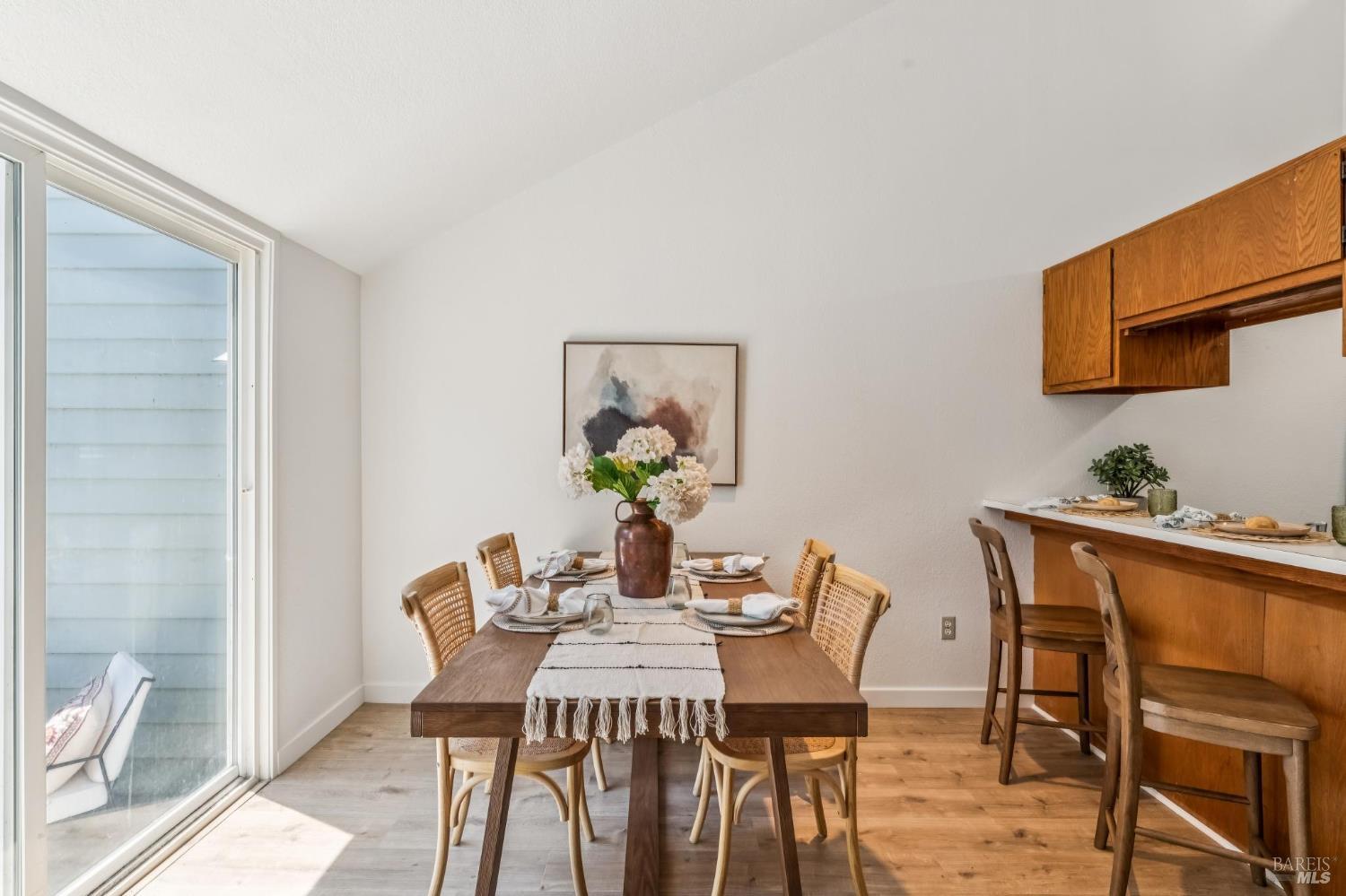 230 Courtyards E Windsor CA 95492