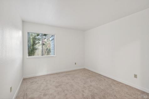 230 Courtyards E Windsor CA 95492