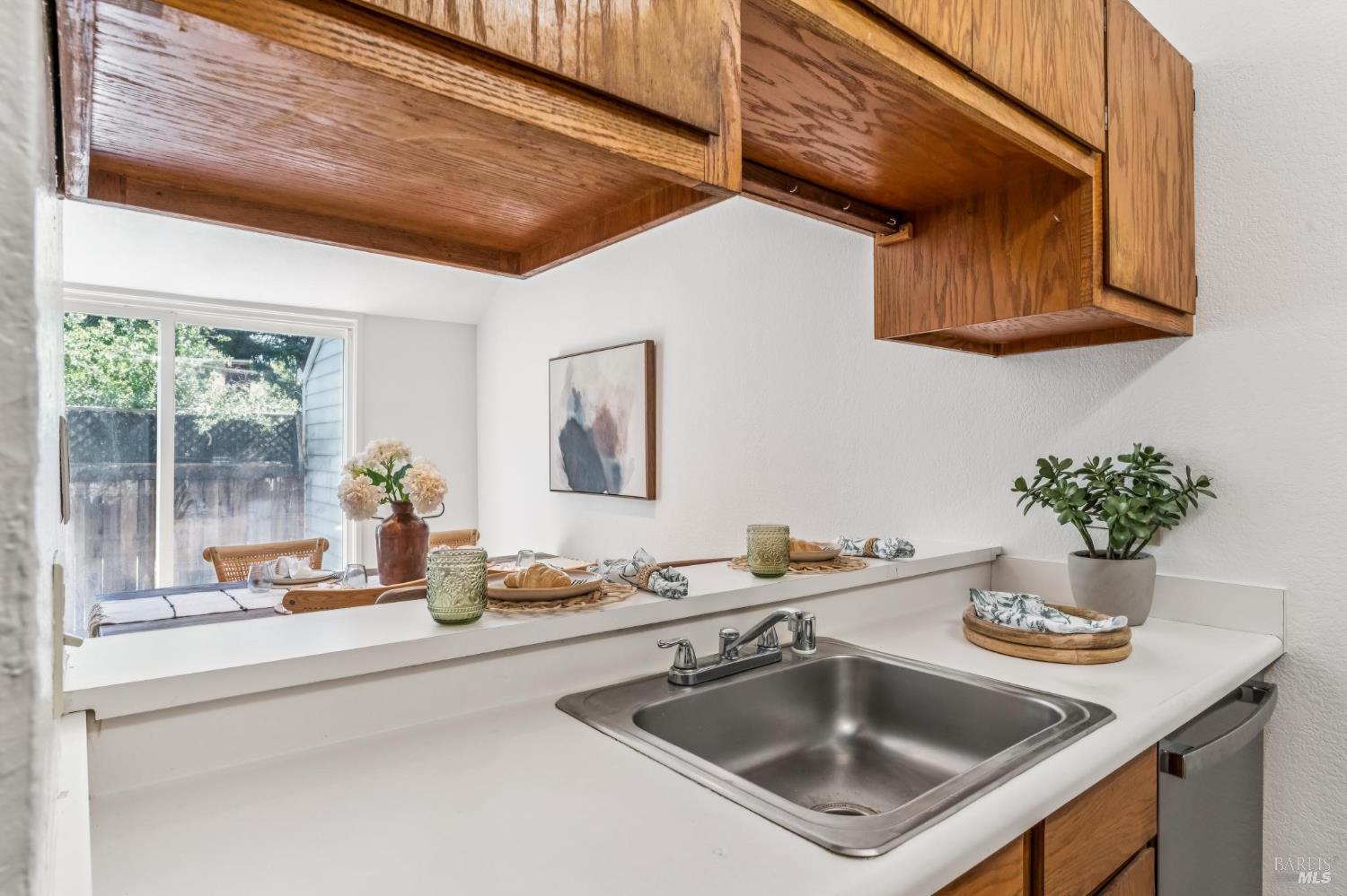 230 Courtyards E Windsor CA 95492