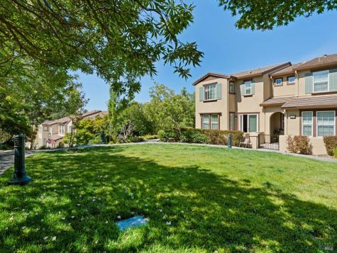 2342 Bell Flower Lane Santa Rosa CA 95404