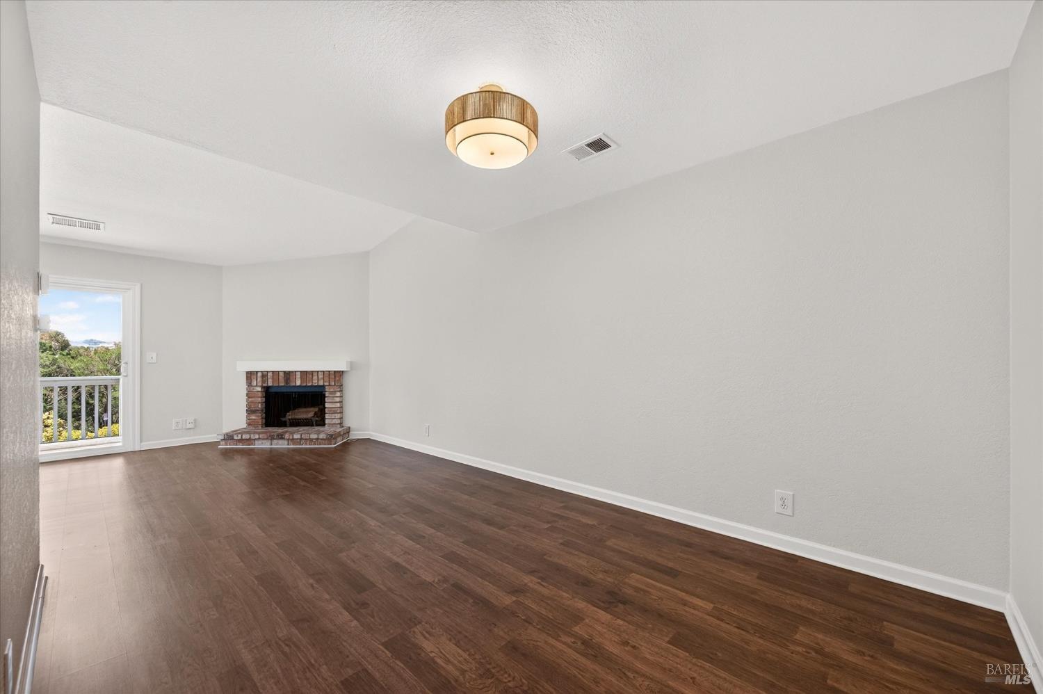 2002 Clearview Circle Benicia CA 94510
