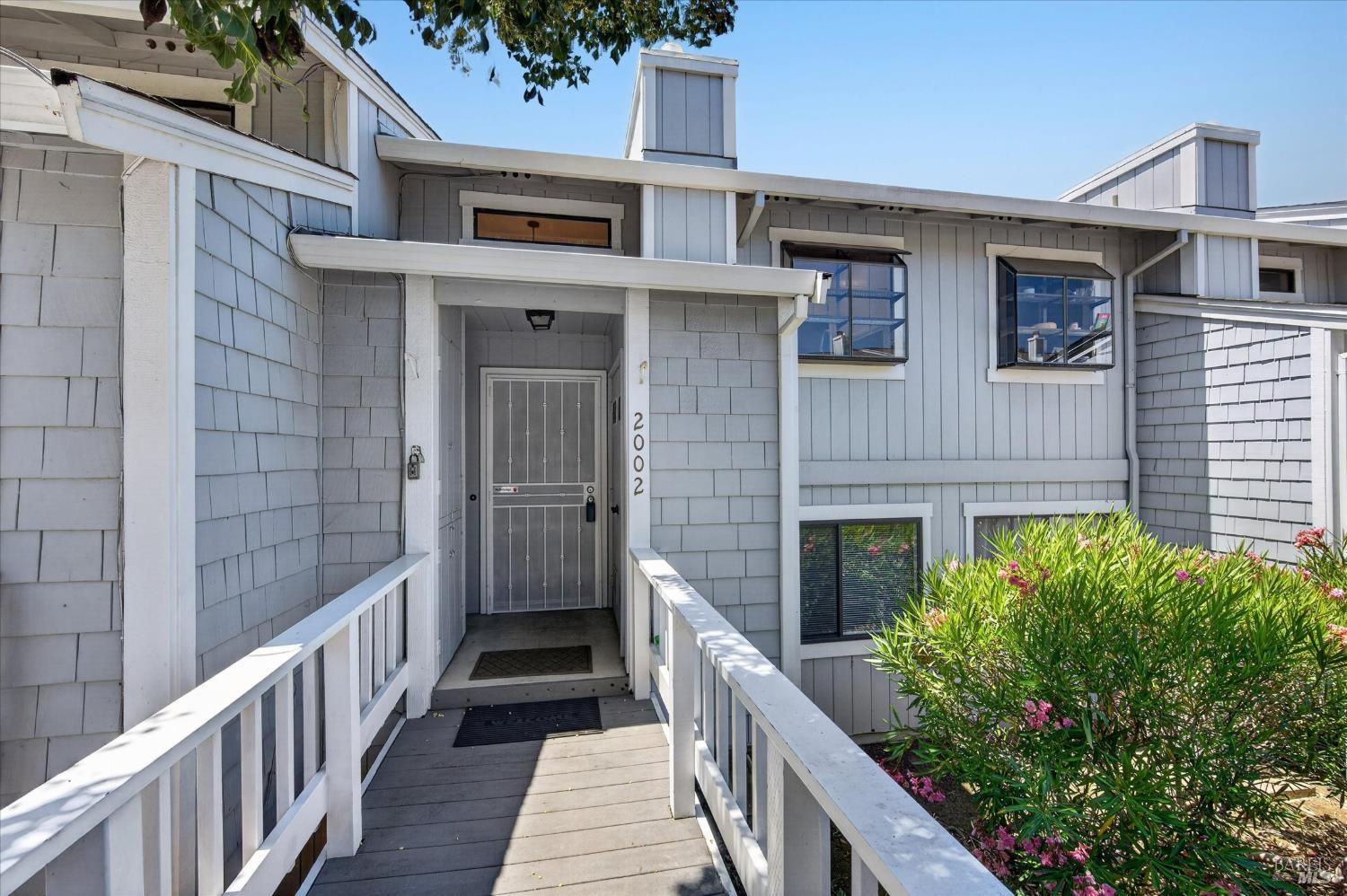 2002 Clearview Circle Benicia CA 94510