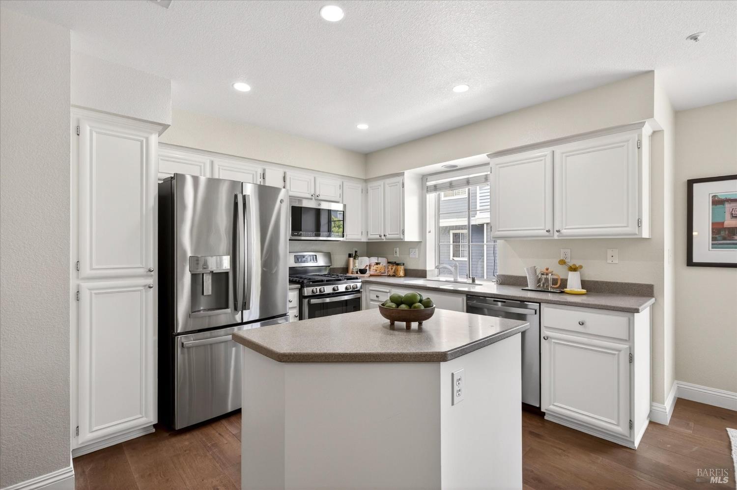 460 E 2nd Street Benicia CA 94510