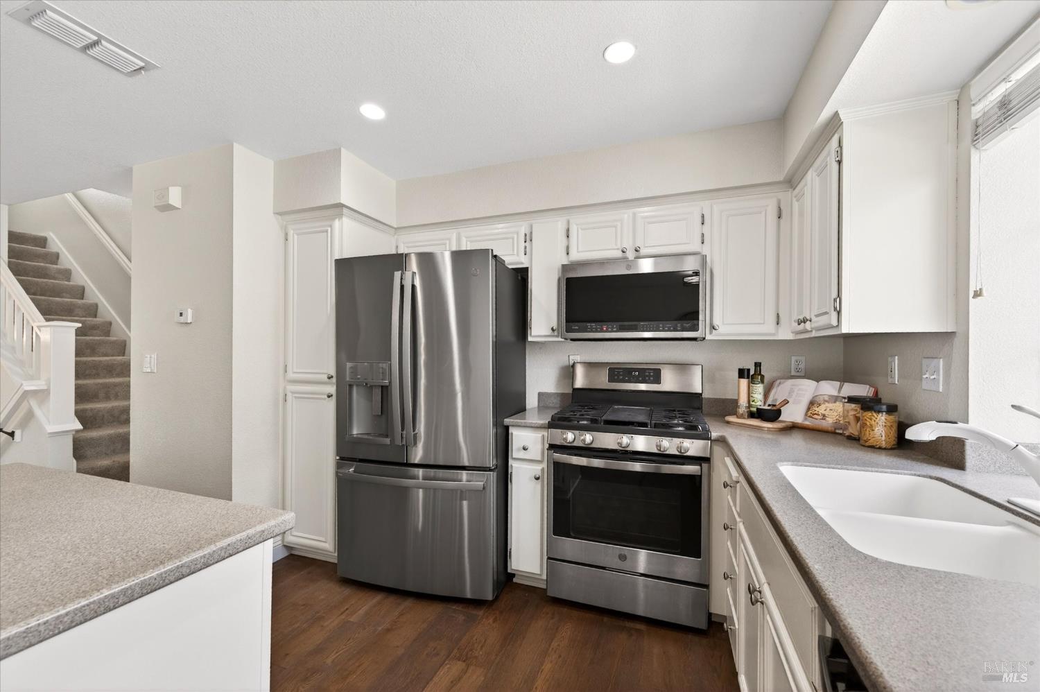 460 E 2nd Street Benicia CA 94510