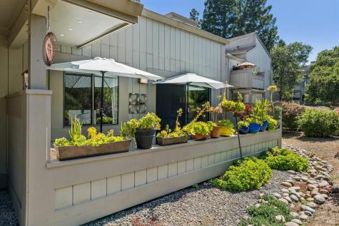 242 Sandpiper Court Novato CA 94949
