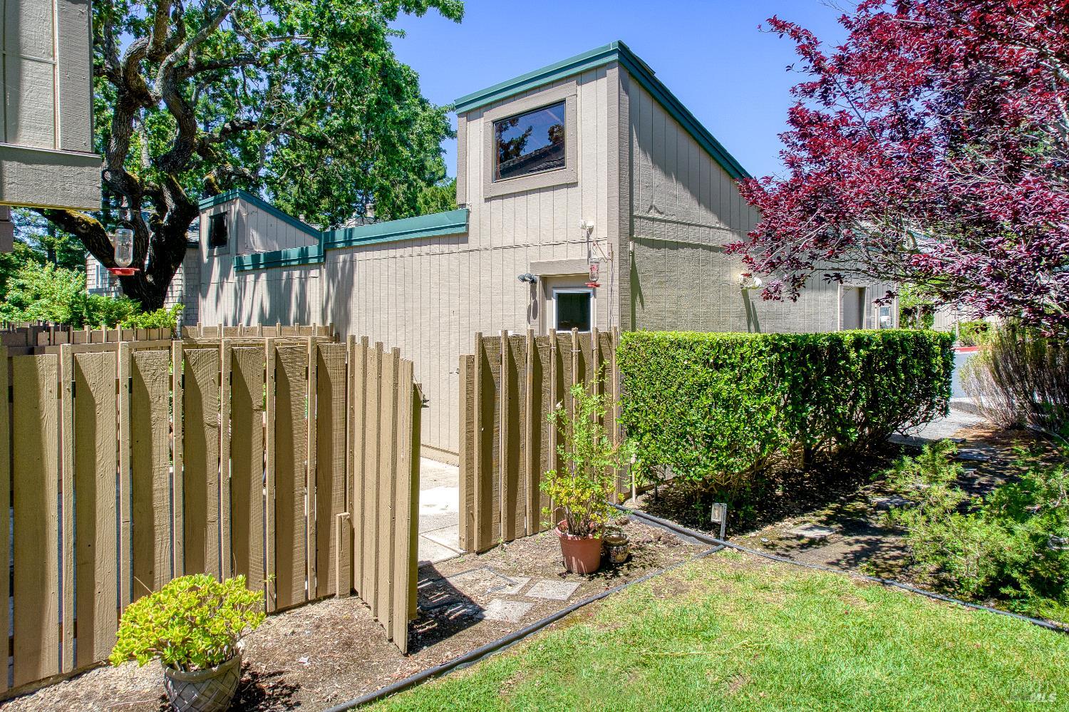 9 Cama Lane Novato CA 94947
