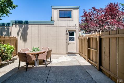 9 Cama Lane Novato CA 94947