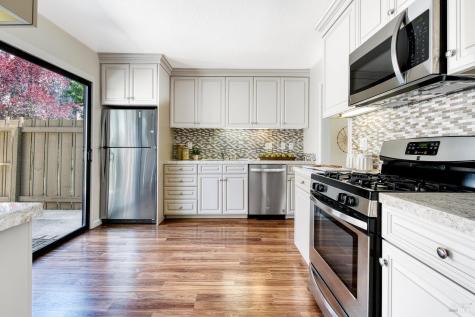 9 Cama Lane Novato CA 94947
