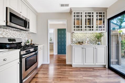 9 Cama Lane Novato CA 94947