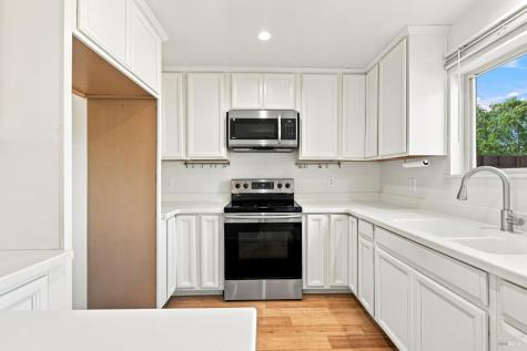 1820 Primavera Court Santa Rosa CA 95409