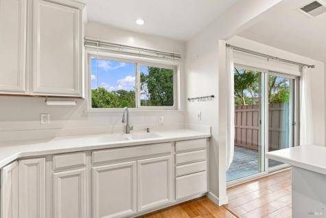 1820 Primavera Court Santa Rosa CA 95409