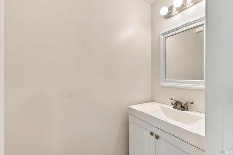 1820 Primavera Court Santa Rosa CA 95409