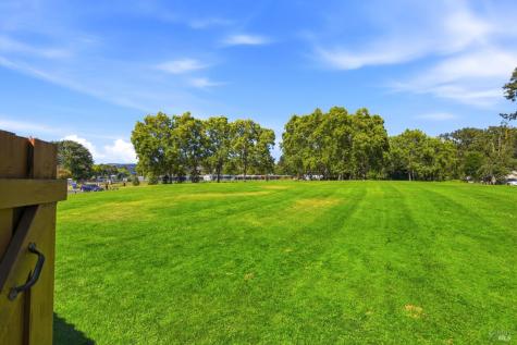1820 Primavera Court Santa Rosa CA 95409