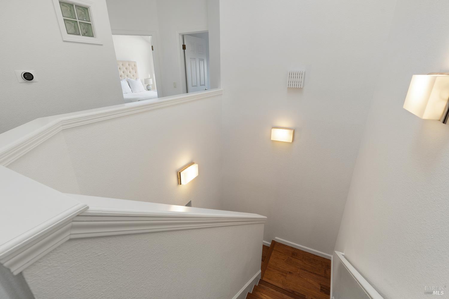 2015 Stonefield Lane Santa Rosa CA 95403