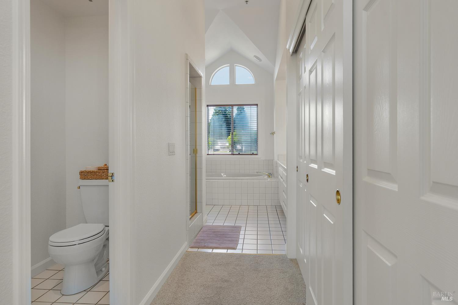 2015 Stonefield Lane Santa Rosa CA 95403