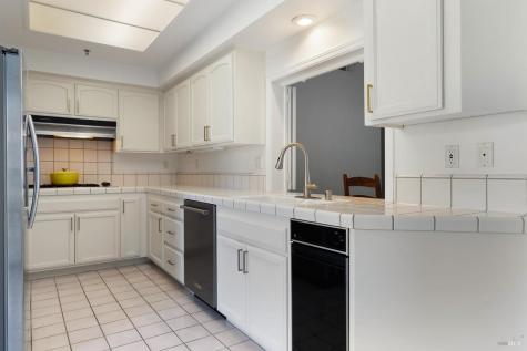 2015 Stonefield Lane Santa Rosa CA 95403