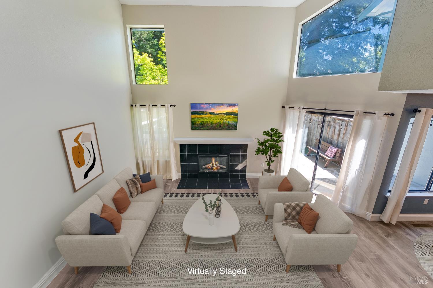 2204 Marylyn Circle Petaluma CA 94954