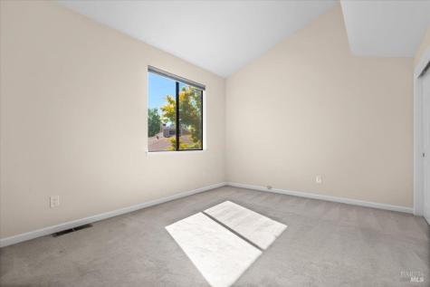 4736 Shade Tree Lane Santa Rosa CA 95405
