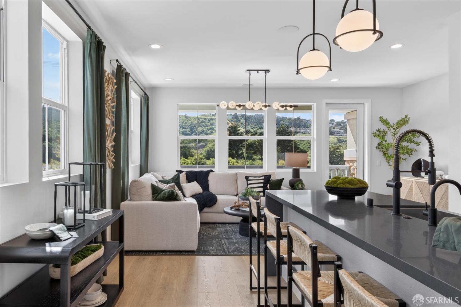 2812 Cardon Way San Bruno CA 94066