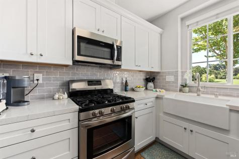 2228 Tokay Street Santa Rosa CA 95404