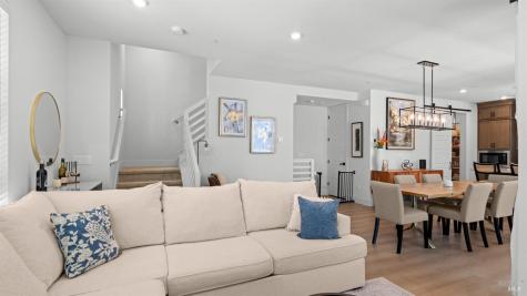 446 Verandah Avenue Novato CA 94945