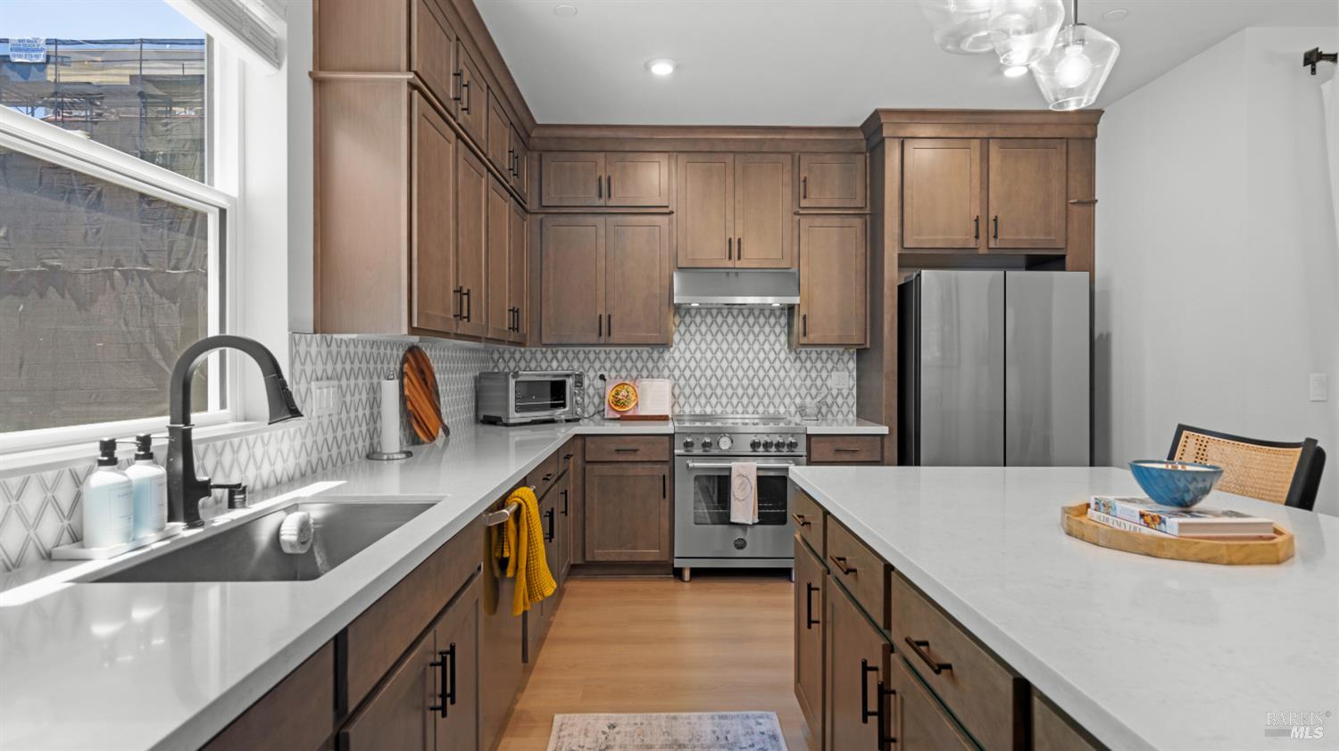 446 Verandah Avenue Novato CA 94945