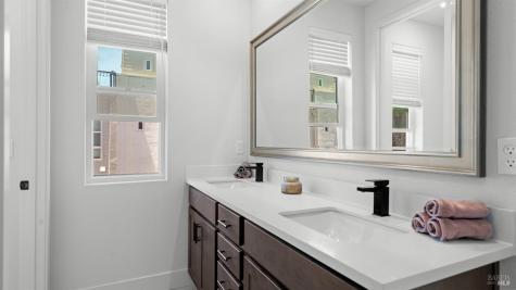 446 Verandah Avenue Novato CA 94945