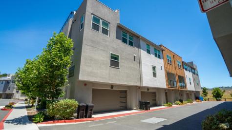 446 Verandah Avenue Novato CA 94945