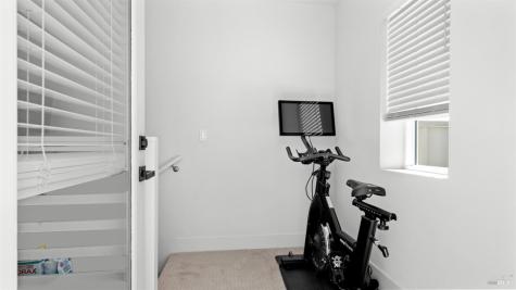 446 Verandah Avenue Novato CA 94945