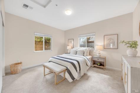 455 Sequoia Lane Sebastopol CA 95472