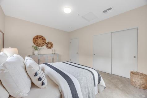 455 Sequoia Lane Sebastopol CA 95472