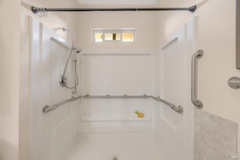 455 Sequoia Lane Sebastopol CA 95472